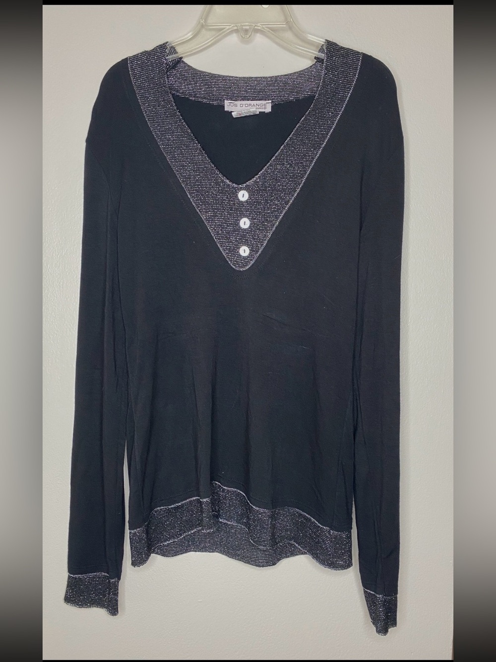 Jus d'Orange Paris Vintage Long-sleeve V-neck Knit Top - Size S